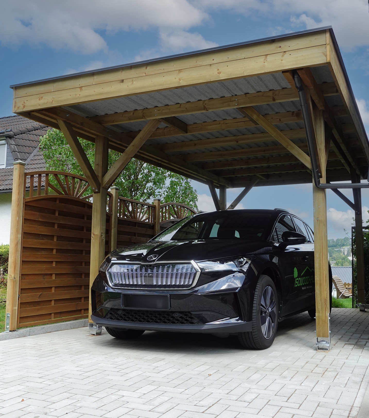 Angebot des Monats: Nürburgring Einzelcarport